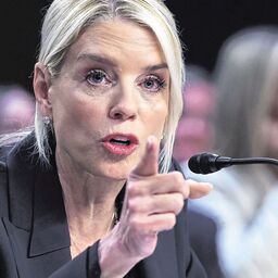 pam-bondi-faces-charge-of-contempt-after-failing-to-testify-before
